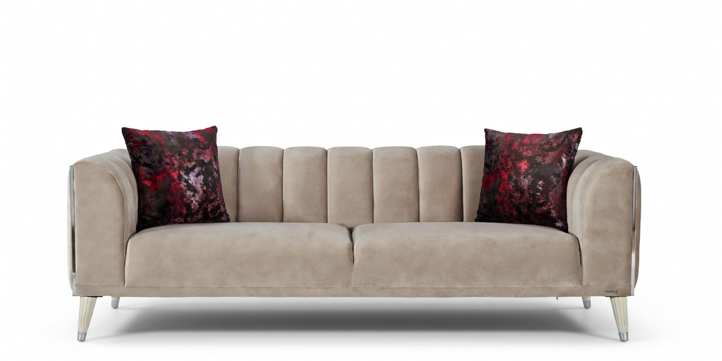 Gravita Loveseat