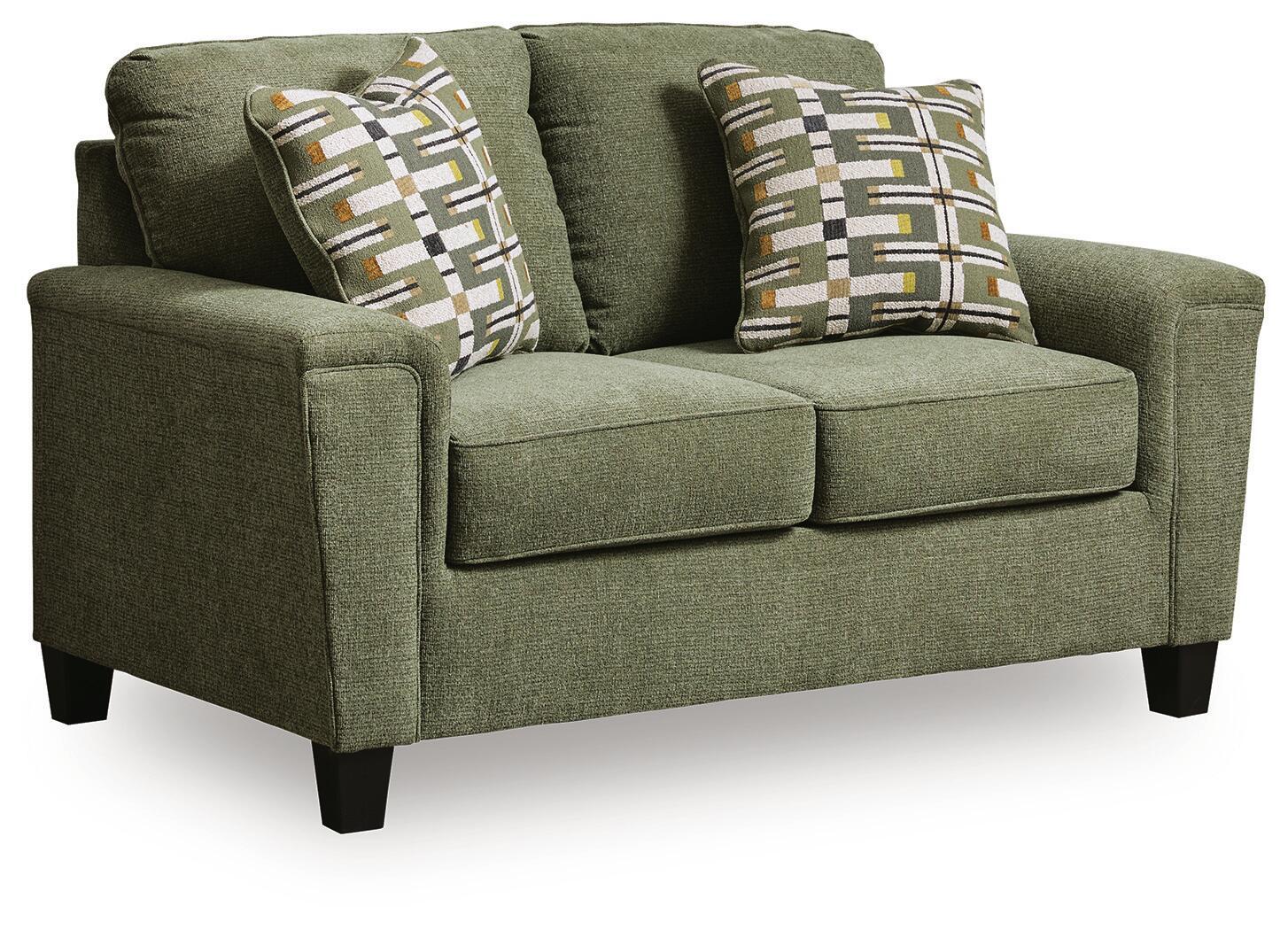 Leeshan - Loveseat - Clover