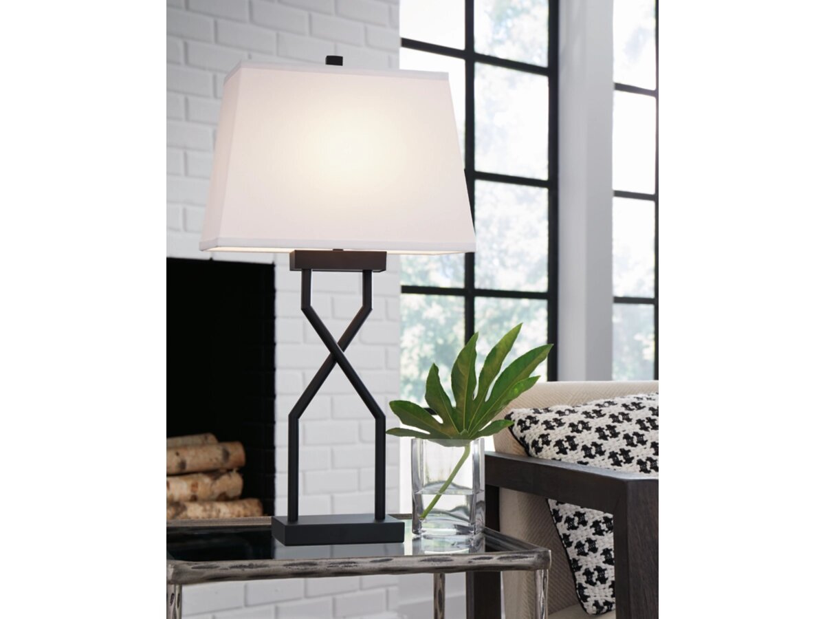 Brookthrone Metal Table Lamp