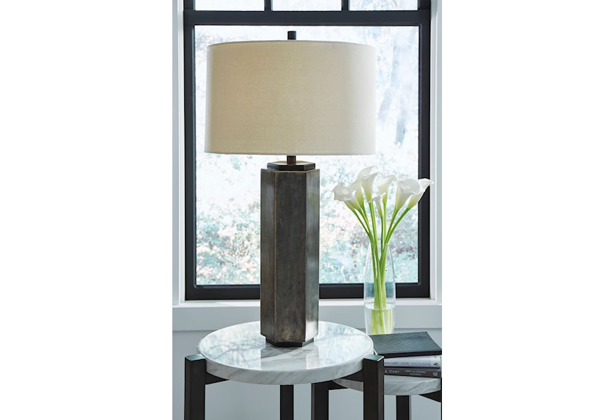 Dirkton Metal Table Lamp